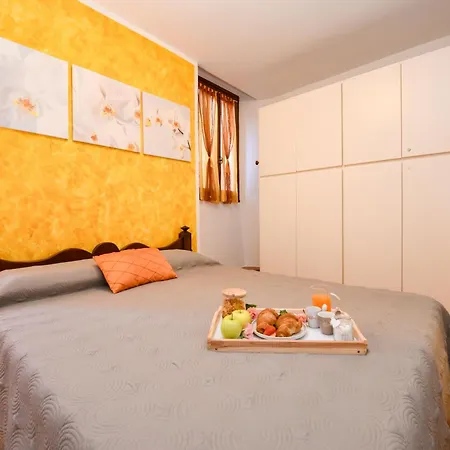 Porticciolo Apartment *